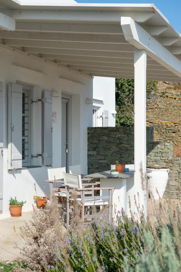 Grey House Villa Exámbela Dış mekan fotoğraf