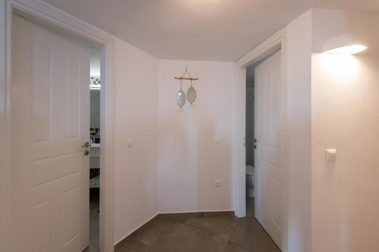 Grey House Villa Exámbela Dış mekan fotoğraf